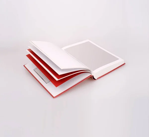 Livro Vermelho Isolado Fundo Branco — Fotografia de Stock