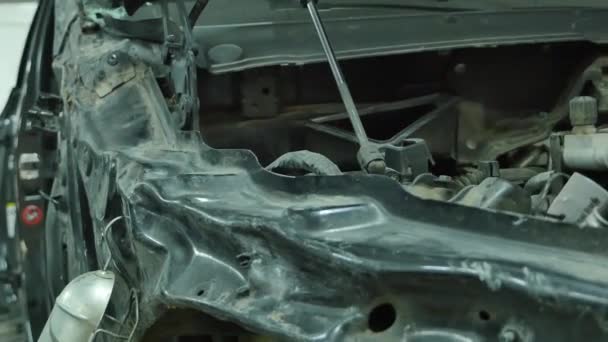 Auto cuerpo reparación serie mecánico reparación de carrocería del coche — Vídeo de stock