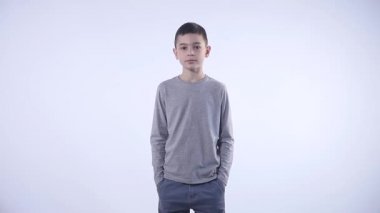 çocuk yapmak yüzler, genç eğlenceli portre portre
