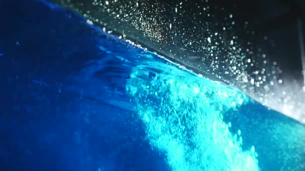 Vatten bubblor blå bakgrund akvarium — Stockvideo