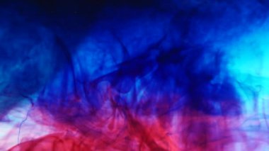 Kırmızı mavi mürekkep su