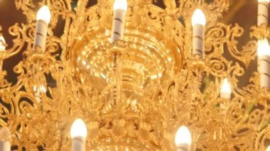 büyük bronz avize katedral Hıristiyan Kilisesi
