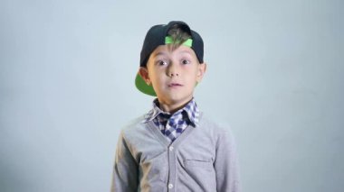 Bir kap çocukta şaşırır