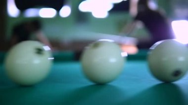 Rus Bilardo. Turnuva Bilardo. Bilardo topu