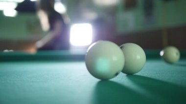 Rus Bilardo. Turnuva Bilardo. Bilardo topu