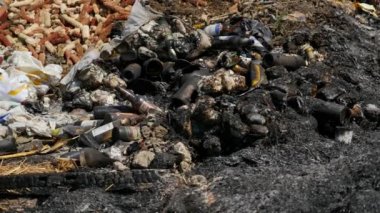 Açık havada çöp yığını