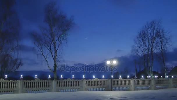 Bulutlar gökyüzü gece boyunca. Timelapse — Stok video