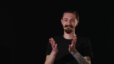 Sakallı adam utandım ama hes sevindim