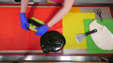 Karamel el yapımı üretim işlemi. Üstten Görünüm