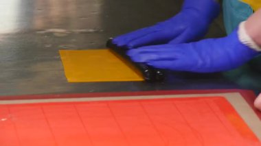 Karamel şekerler, uzun şekerler haddeleme kalıp imalatı