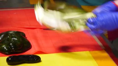 Karamel el yapımı üretim işlemi. Üstten Görünüm