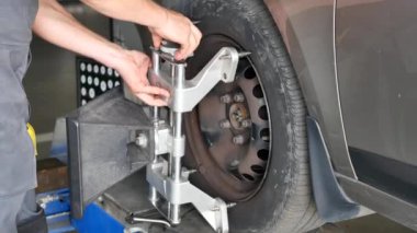 Kiralık Tekerlekler bilgisayar kalibrasyonu