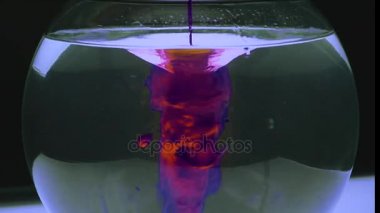 Arka plan Mor mürekkep underwate su veya duman hareket efektleri ve kompozisyon Vfx. güzel mürekkep bulutlar ya da yavaş luma mat ile duman hareket için alfa maskesi