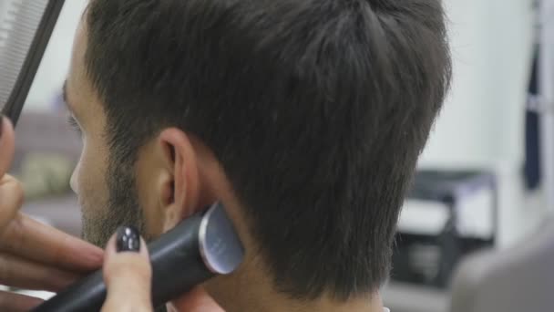 Close Up Barber Haircut Clipper Slow Motion — Stock Video