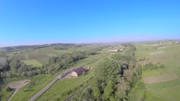 Antenowe drone obraz pejzaż pola uprawne — Wideo stockowe