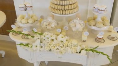 Şeker çubuğu düğün, şeker büfesi, bir düğünde lezzetli çikolata