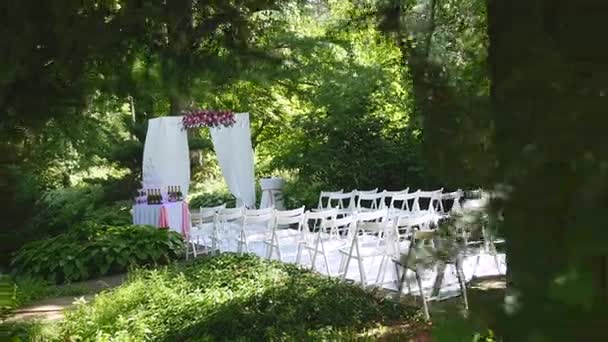 Fiori per cerimonia nuziale, matrimonio arco sfondo — Video Stock