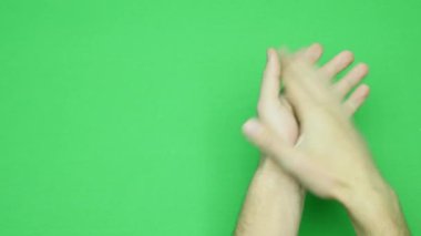 El hareketleri, bilgisayar dokunmatik ekran, tablet, trackpad kullanır gösterilen kümesi. 4k yeşil ekran ile. modern teknoloji