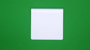El hareketleri, bilgisayar dokunmatik ekran, tablet, trackpad kullanır gösterilen kümesi. 4k yeşil ekran ile. modern teknoloji