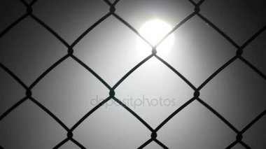 19.09.2017 - Chernivtsi, Ukrayna. Boş mma kafes arena sekizgen yüzük kavganıza ayıracak. Karışık dövüş sanatları mücadele. Sahne ışıkları yanıp sönen ışık ışınları. Yumuşak odak bulanıklık