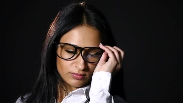 Portrait of smiling young professional woman wearing glasses — Stock Video