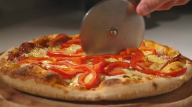 ahşap oyun tahtası kesme pizza