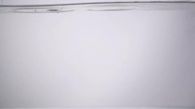 domates suyu sıçramak kabarcık ile damla