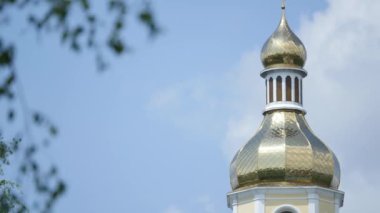 Katedral Ukrayna altın kubbesi