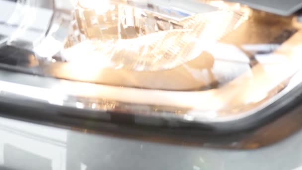 Car headlights. Close up — Stock Video