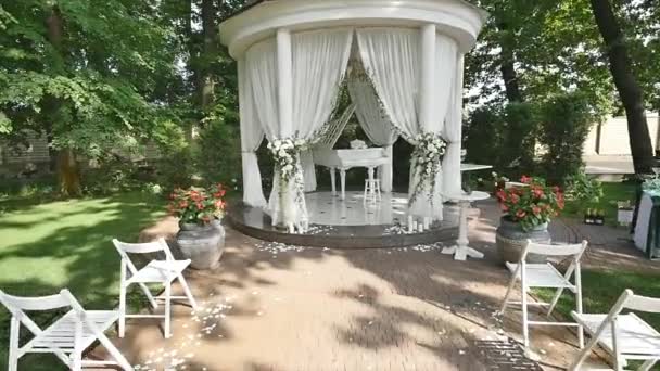 Decoración de lujo para ceremonia de boda — Vídeos de Stock