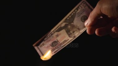 Beş yüz dolar yakıcı