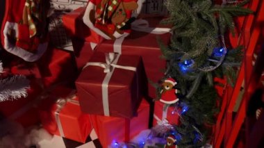 Noel yakın kadar sunar.