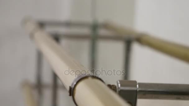 The handrail in the dance Studio. Interior of an empty dance hall — Stock Video