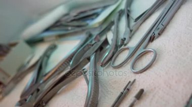 Masaya yalan kiti dezenfekte metal araçların çoğu