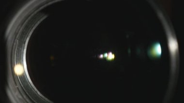 Video kamera lensi, yakınlaştırma ve parlamayı, gösterilen döner, yakın çekim