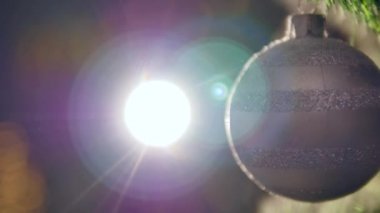 Noel ağacı Noel topları. yakın çekim. seçici odak