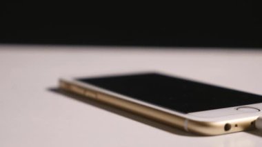 Güç banka cep telefonu için bağlanma
