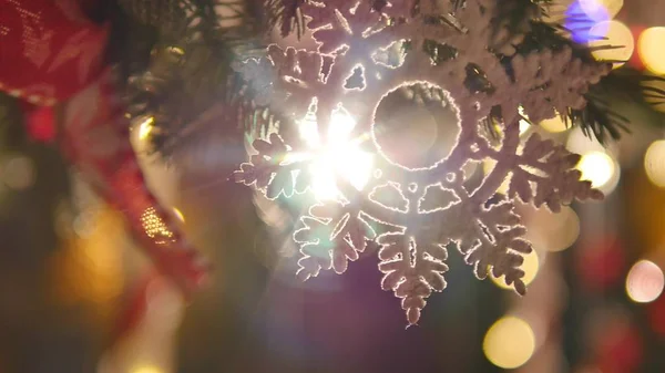 Christmas Balls on Christmas Tree. close up. selective focus — Stock Photo, Image