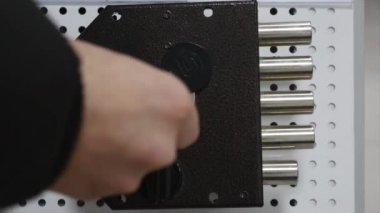 Yakın çekim bak evde kapı yüksek güvenlik kilidi