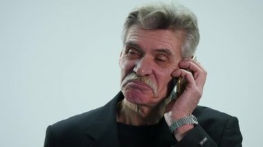 Komuta sizde cep telefonu konuşma