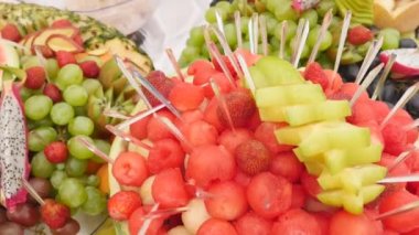 Açık büfe olarak taze meyve yakın çekim
