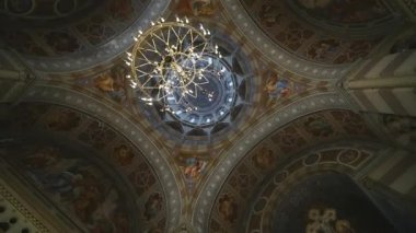 tavan Ortodoks katedrali