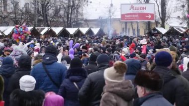 Chernivtsi - Ukrayna - 15 Ocak 2018 geleneksel yıllık gün Noel etnografik Folklor Festivali Malanka Fest 2018 n Chernivtsi Ukraynalı şehir