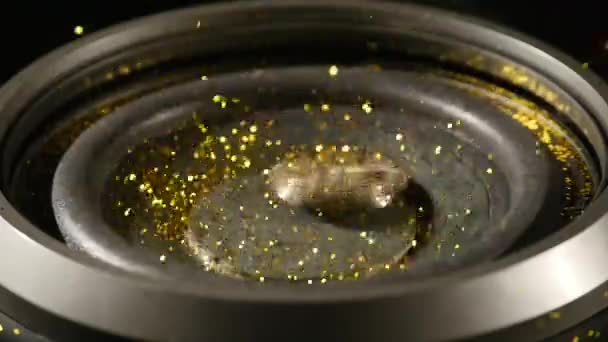 Abstracte achtergrond van Subwoofer bewegen snel met Glitter — Stockvideo