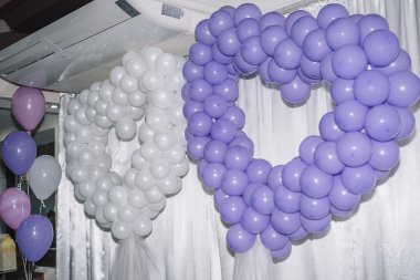 Kalp şeklinde balonlar.