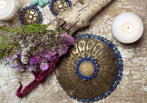 Autumn wiccan altar. Mabon preparing