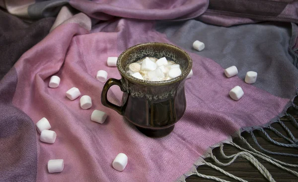 Marshmallow i kaffekopp — Stockfoto