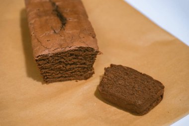 Şekerleme - natürmort. Kurabiyeler, fırın ürünleri, mandalinalar, yumurtalar. Tatlı ve tatlı pişiriyorum. Şeker ve kafe. Çöreğe kahve ya da çay. Yiyeceklerle yaşam