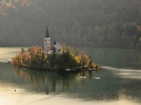 Göller Slovenya