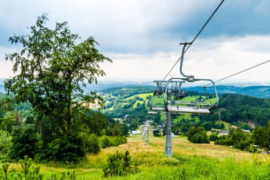 Yaz aylarında sandalye Lift